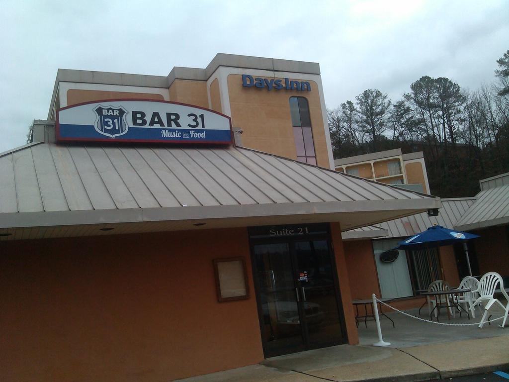 Days Inn By Wyndham Birmingham Al Hoover Exterior photo